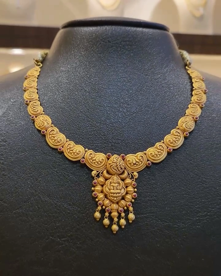 Half savaran gold chain price clearance